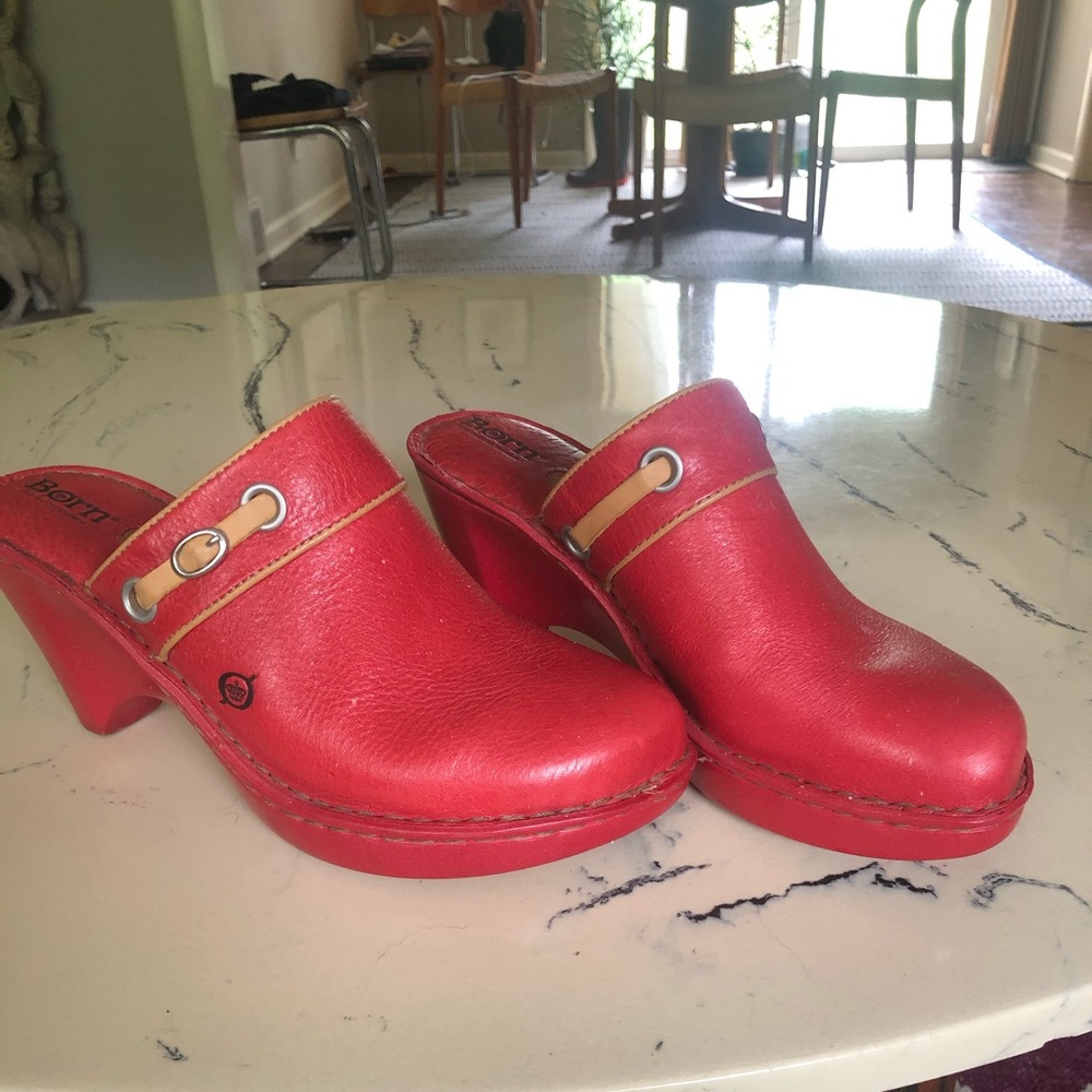 Vintage all red born clogs with tan leather lace.